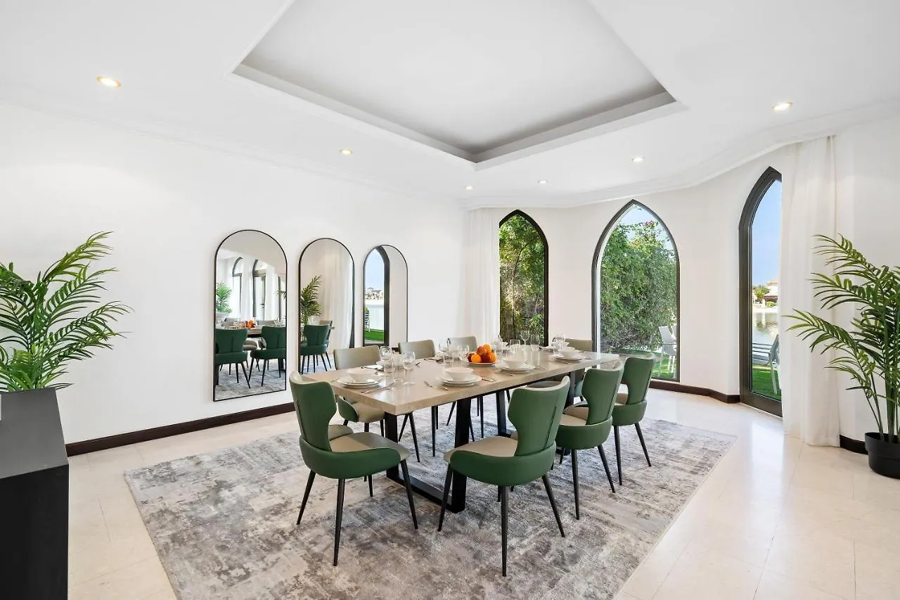 Villa Grande On Palm Jumeirah - 6 Bedroom + Kids Room 迪拜 公寓