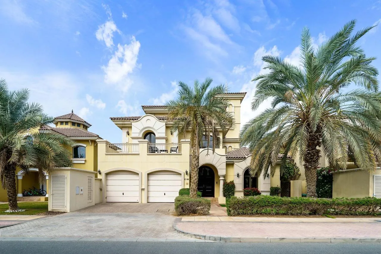 Villa Grande On Palm Jumeirah - 6 Bedroom + Kids Room 迪拜 公寓
