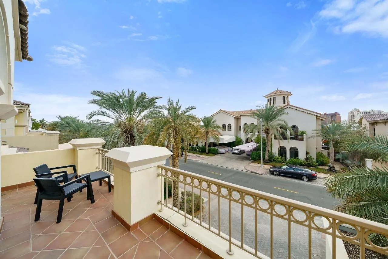 Villa Grande On Palm Jumeirah - 6 Bedroom + Kids Room 迪拜 公寓
